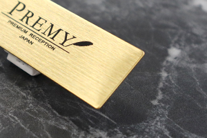 メタル名札ゴールド表面