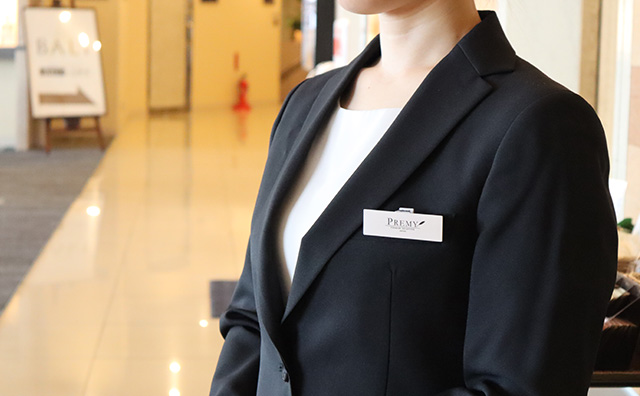 メタル名札 着用