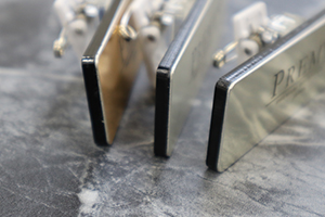 メタル名札ライト2層