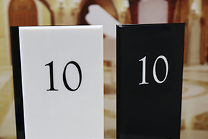 宴会テーブル札2色