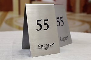 メタルテーブル札名入れ