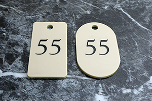 クローク札シンプルの形