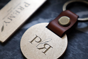 真鍮ルームキーホルダー彫刻