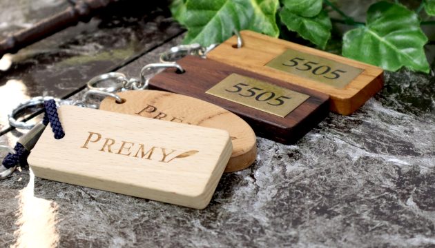 木製ルームキーホルダー