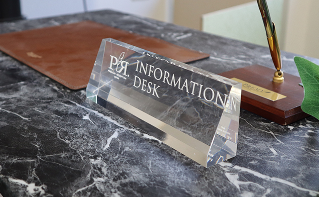 アクリルカウンターサイン