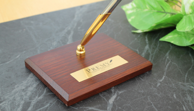 木製ペンスタンド